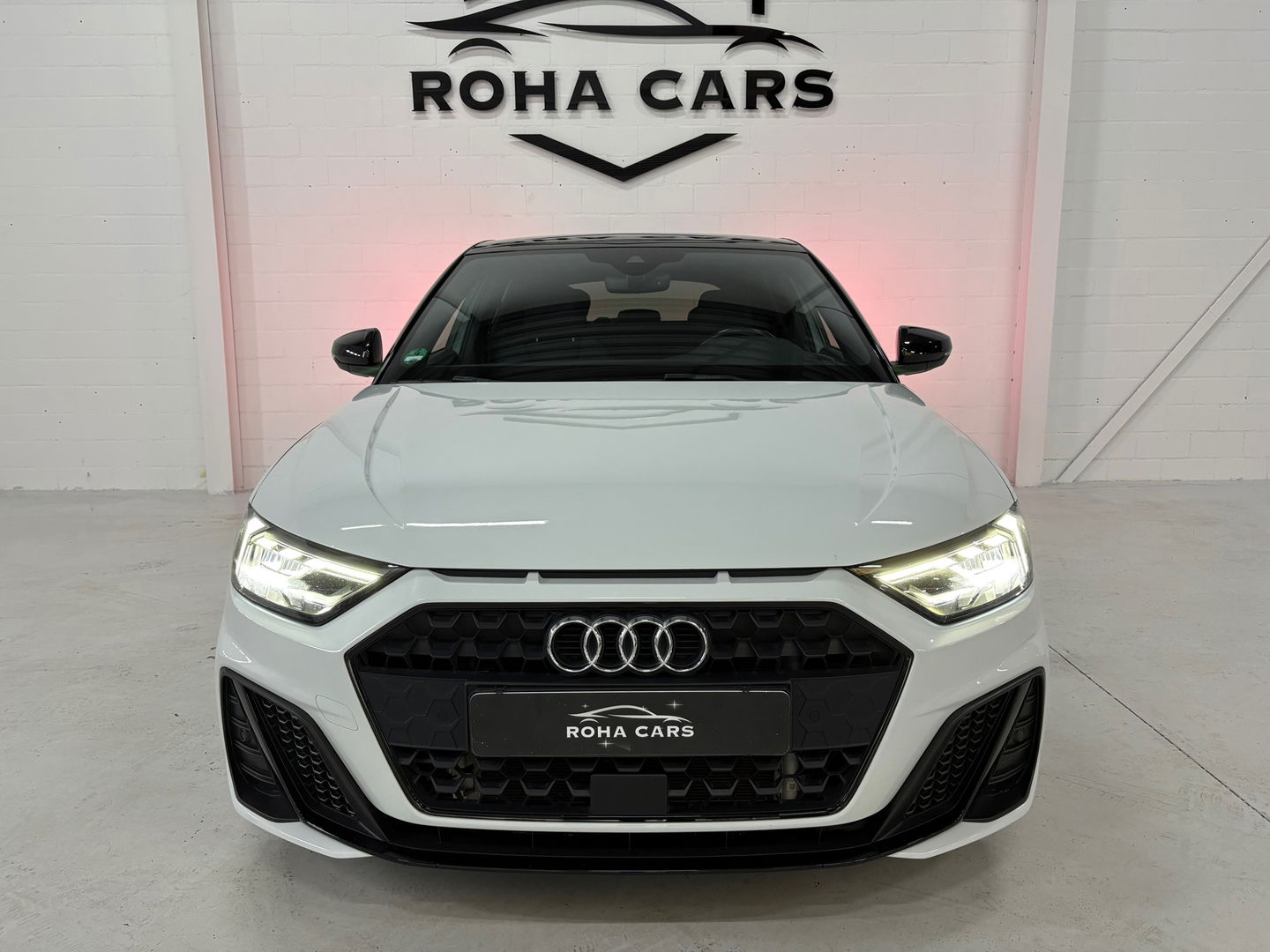 Audi A1 Sportback 35TFSI 1.5 S-Line FULL OPTIONS