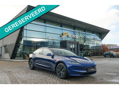 Tesla Model 3 283pk MJ2024 Nieuw model Autopilot Zwart leder Stoelverwarming Camera NLauto 1e eigenaar