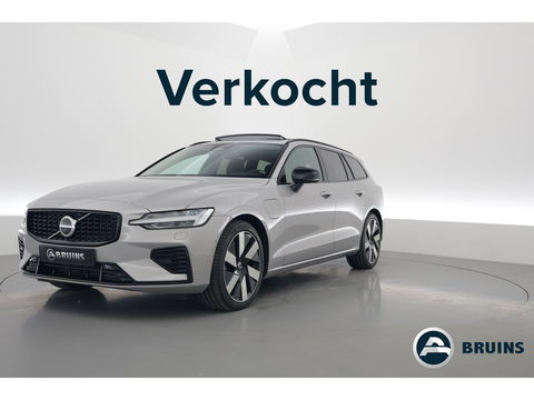 Volvo V60 2.0 T8 Plug-in hybrid AWD Ultra Dark | Pano-dak | Head-up | 360 camera | Trekhaak | H&K Audio |