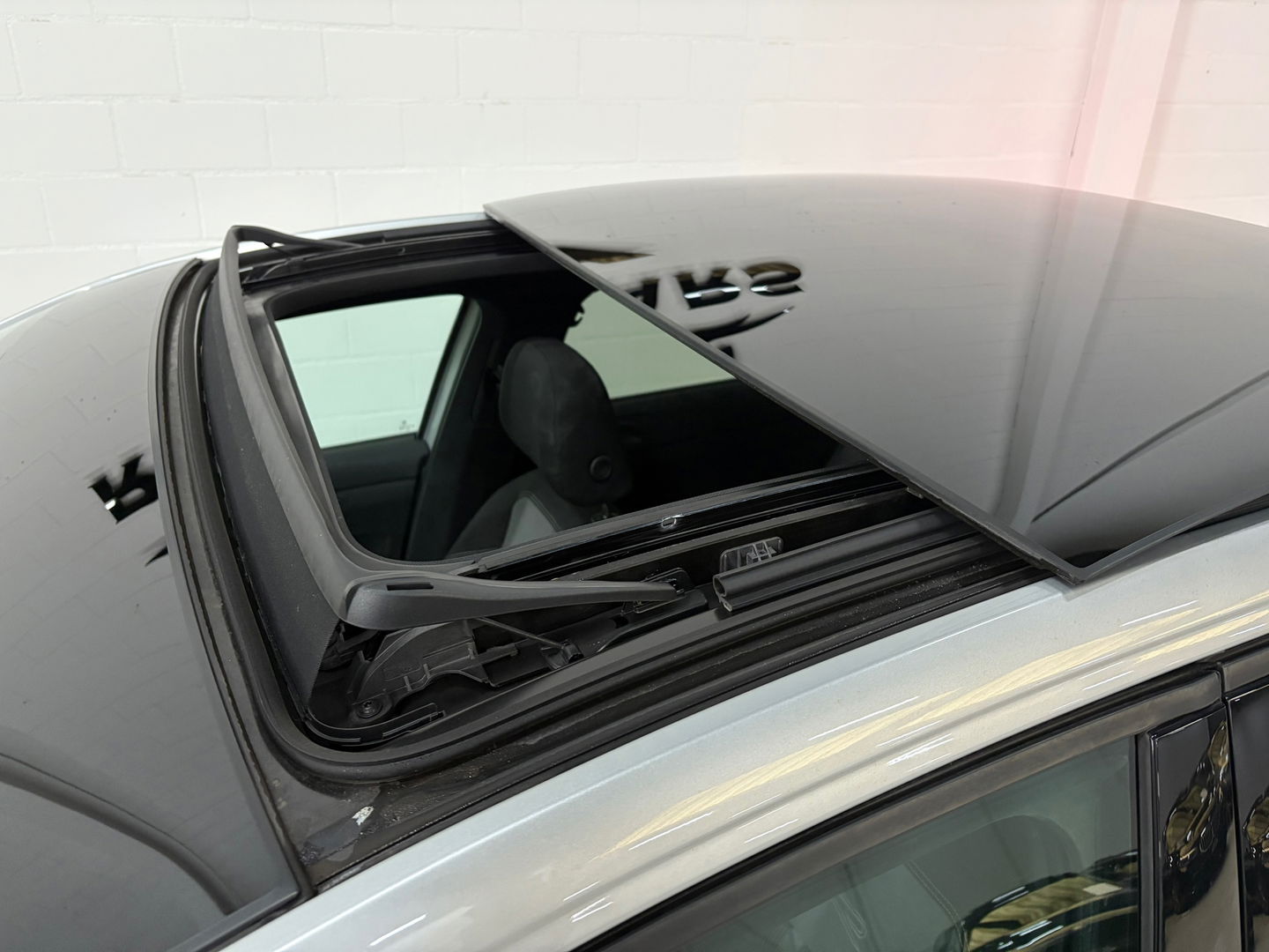 Volkswagen Taigo 1.5 TSI R-Line, BOMVOL, Pano, Beats audio