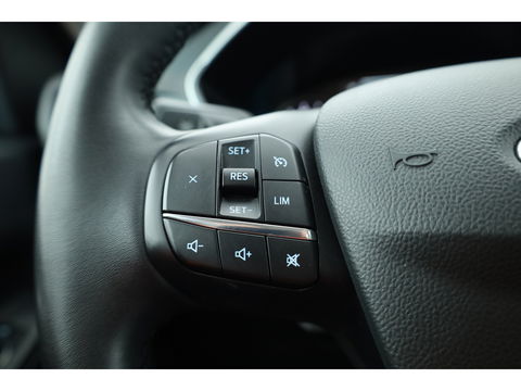 Ford Kuga 2.5 PHEV Titanium | Trekhaak | Cruise Control | Apple CarPlay | Navi | Stoel- Stuurverw. | 18''