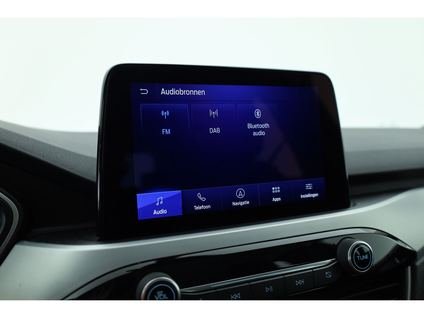 Ford Kuga 2.5 PHEV Titanium | Trekhaak | Cruise Control | Apple CarPlay | Navi | Stoel- Stuurverw. | 18''