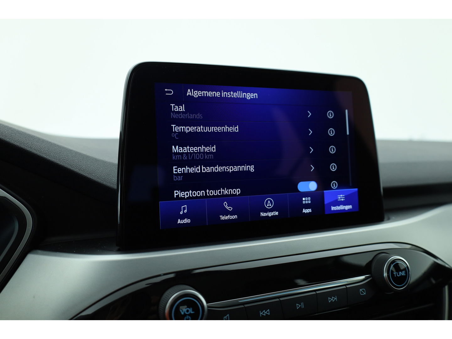 Ford Kuga 2.5 PHEV Titanium | Trekhaak | Cruise Control | Apple CarPlay | Navi | Stoel- Stuurverw. | 18''