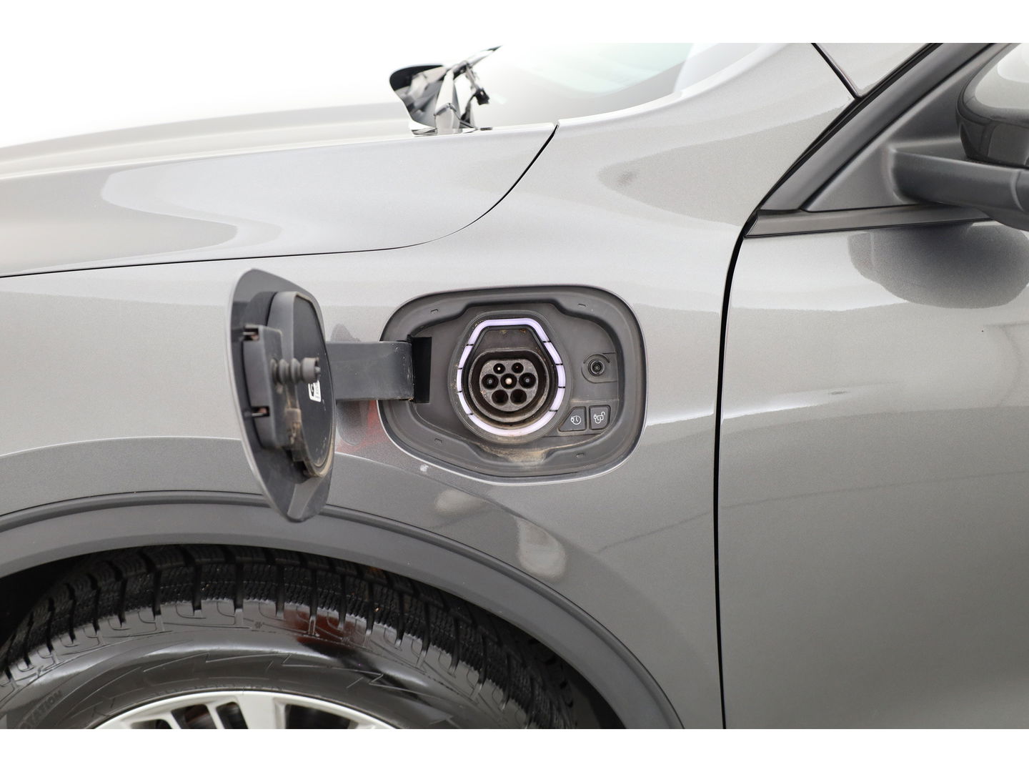 Ford Kuga 2.5 PHEV Titanium | Trekhaak | Cruise Control | Apple CarPlay | Navi | Stoel- Stuurverw. | 18''