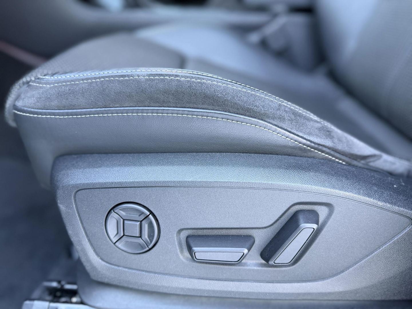 Audi Q3 45 TFSI e S edition |Memory|Sonos|ACC|Sfeer|Camera|19"