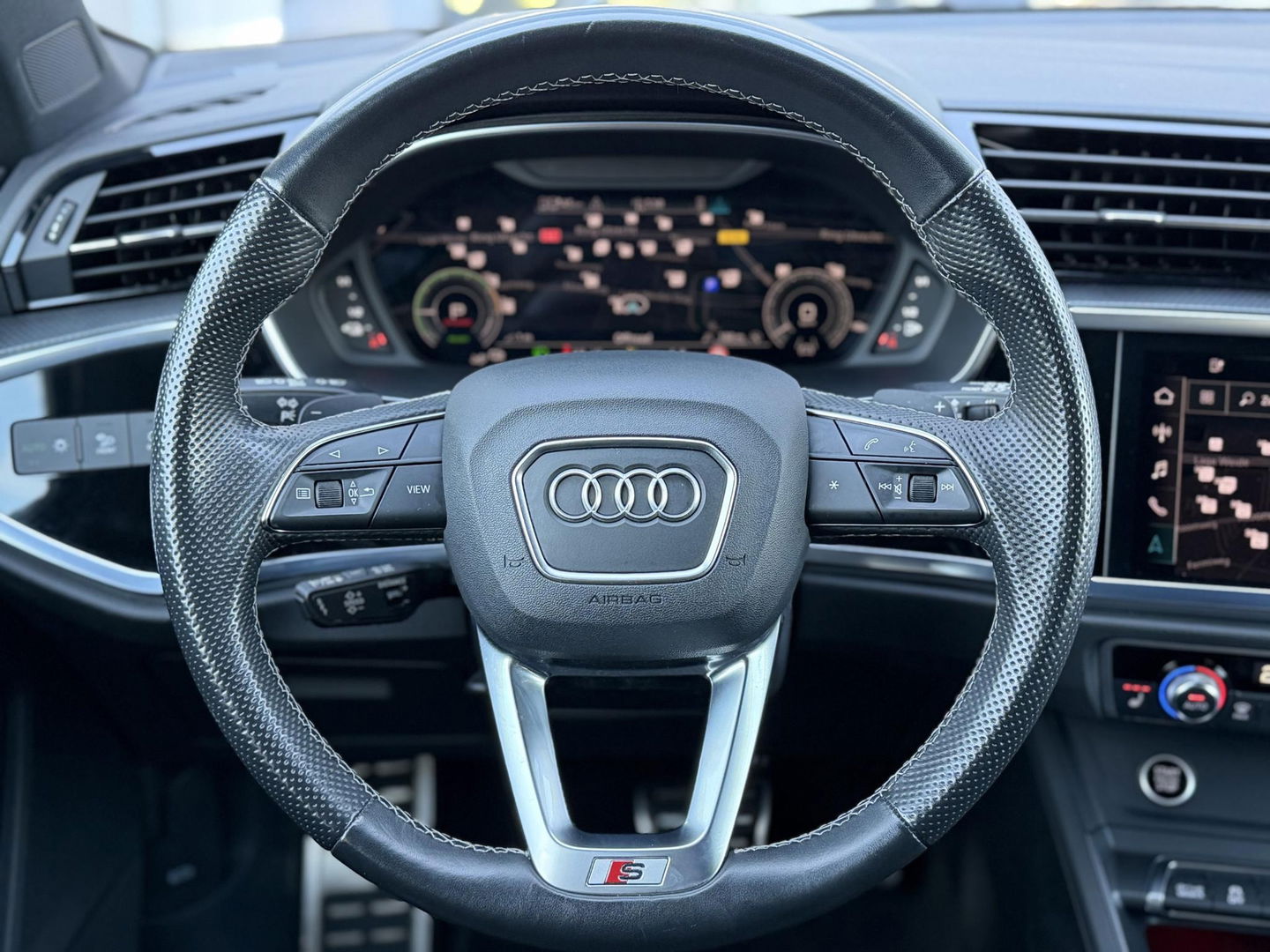 Audi Q3 45 TFSI e S edition |Memory|Sonos|ACC|Sfeer|Camera|19"