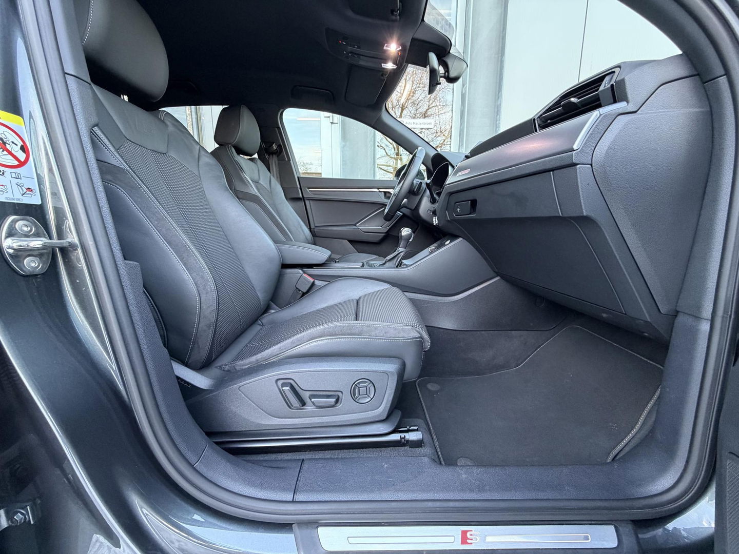 Audi Q3 45 TFSI e S edition |Memory|Sonos|ACC|Sfeer|Camera|19"