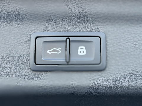 Audi Q3 45 TFSI e S edition |Memory|Sonos|ACC|Sfeer|Camera|19"