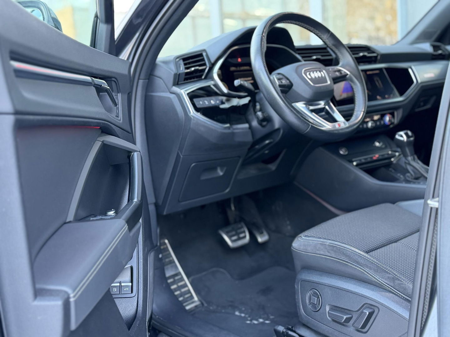 Audi Q3 45 TFSI e S edition |Memory|Sonos|ACC|Sfeer|Camera|19"