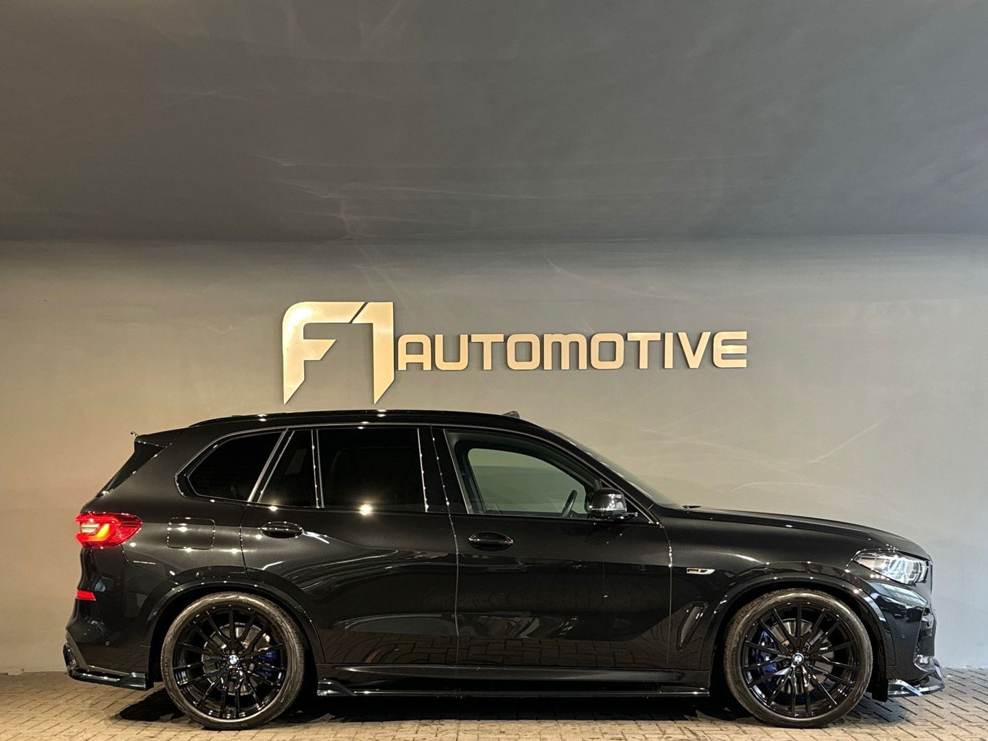 BMW X5 XDrive45e M Sport Pano|M Seat|HuD|Massage|Trekh|Carbon