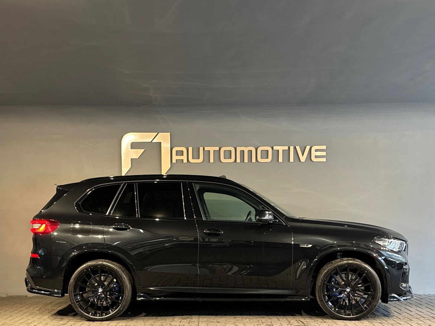 BMW X5 XDrive45e M Sport Pano|M Seat|HuD|Massage|Trekh|Carbon