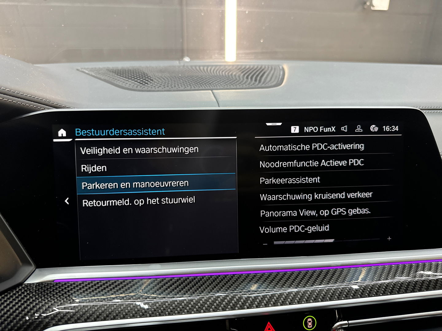 BMW X5 XDrive45e M Sport Pano|M Seat|HuD|Massage|Trekh|Carbon