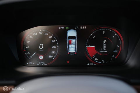 Volvo V90 2.0 D4 Inscription | VOL opties | B&W audio | Massage | Stoelkoeling | Trekhaak | 360 cam | HUD | Mussel blue | NAP NL auto |