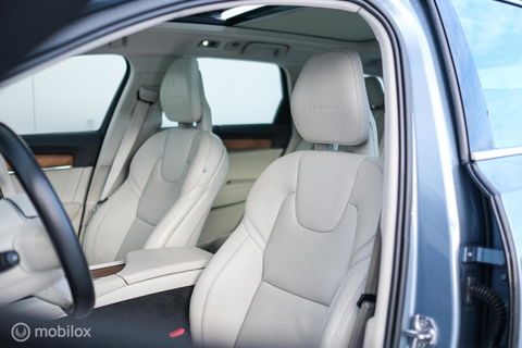 Volvo V90 2.0 D4 Inscription | VOL opties | B&W audio | Massage | Stoelkoeling | Trekhaak | 360 cam | HUD | Mussel blue | NAP NL auto |
