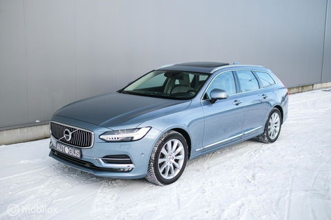 Volvo V90 2.0 D4 Inscription | VOL opties | B&W audio | Massage | Stoelkoeling | Trekhaak | 360 cam | HUD | Mussel blue | NAP NL auto |