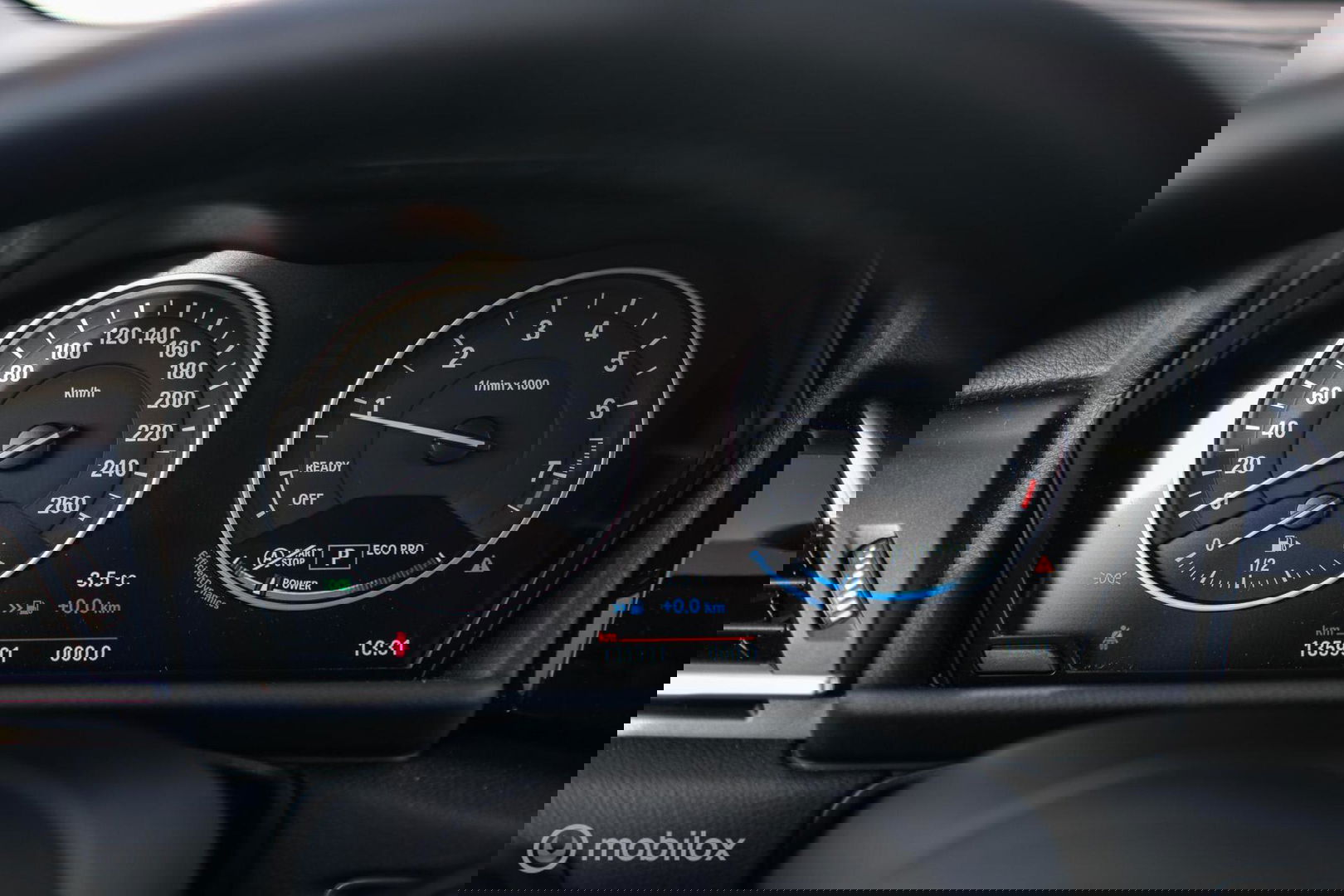 BMW 2 Serie Active Tourer 220i High Executive | LED | Stoelverwarming | Sportstoelen | PDC | Automaat |