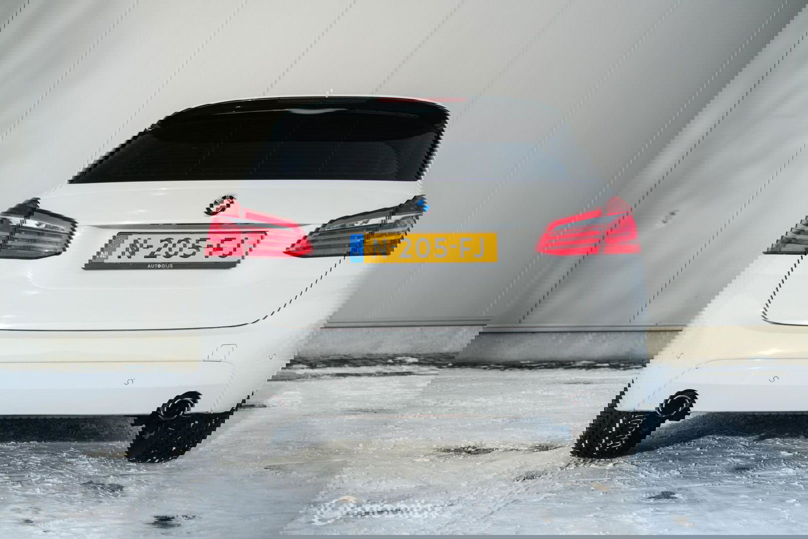 BMW 2 Serie Active Tourer 220i High Executive | LED | Stoelverwarming | Sportstoelen | PDC | Automaat |