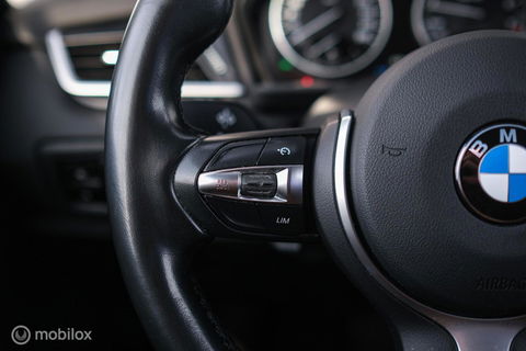 BMW 2 Serie Active Tourer 220i High Executive | LED | Stoelverwarming | Sportstoelen | PDC | Automaat |