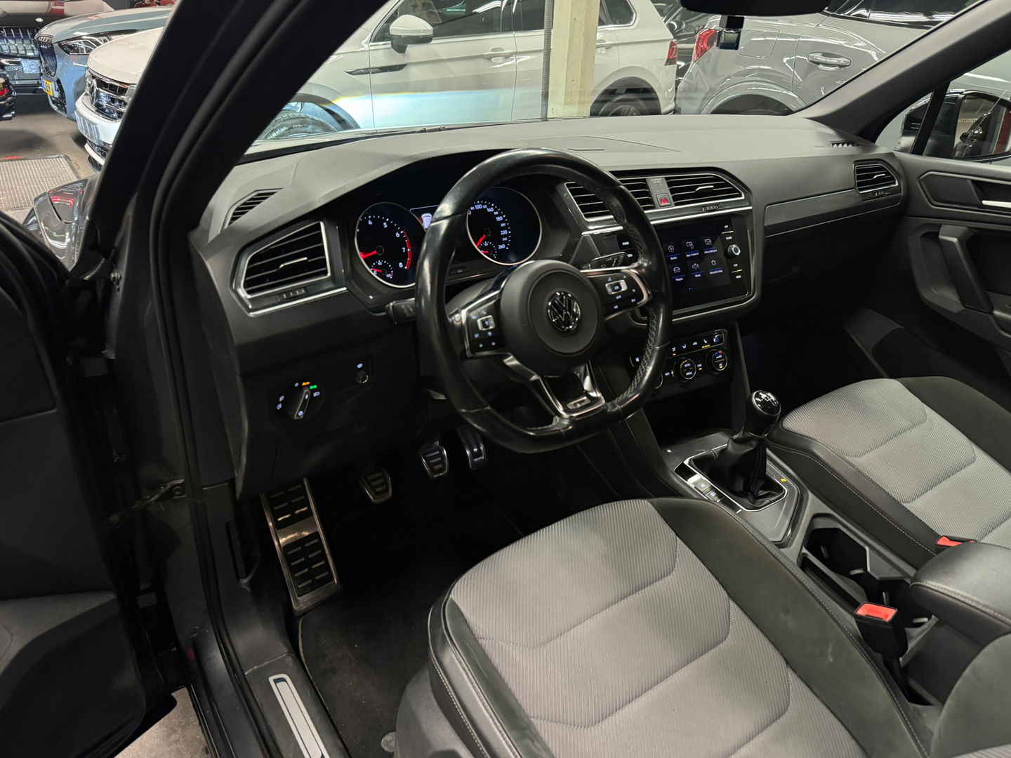 Volkswagen Tiguan 1.5 TSI ACT Business 3X R Line ACC|Head Up