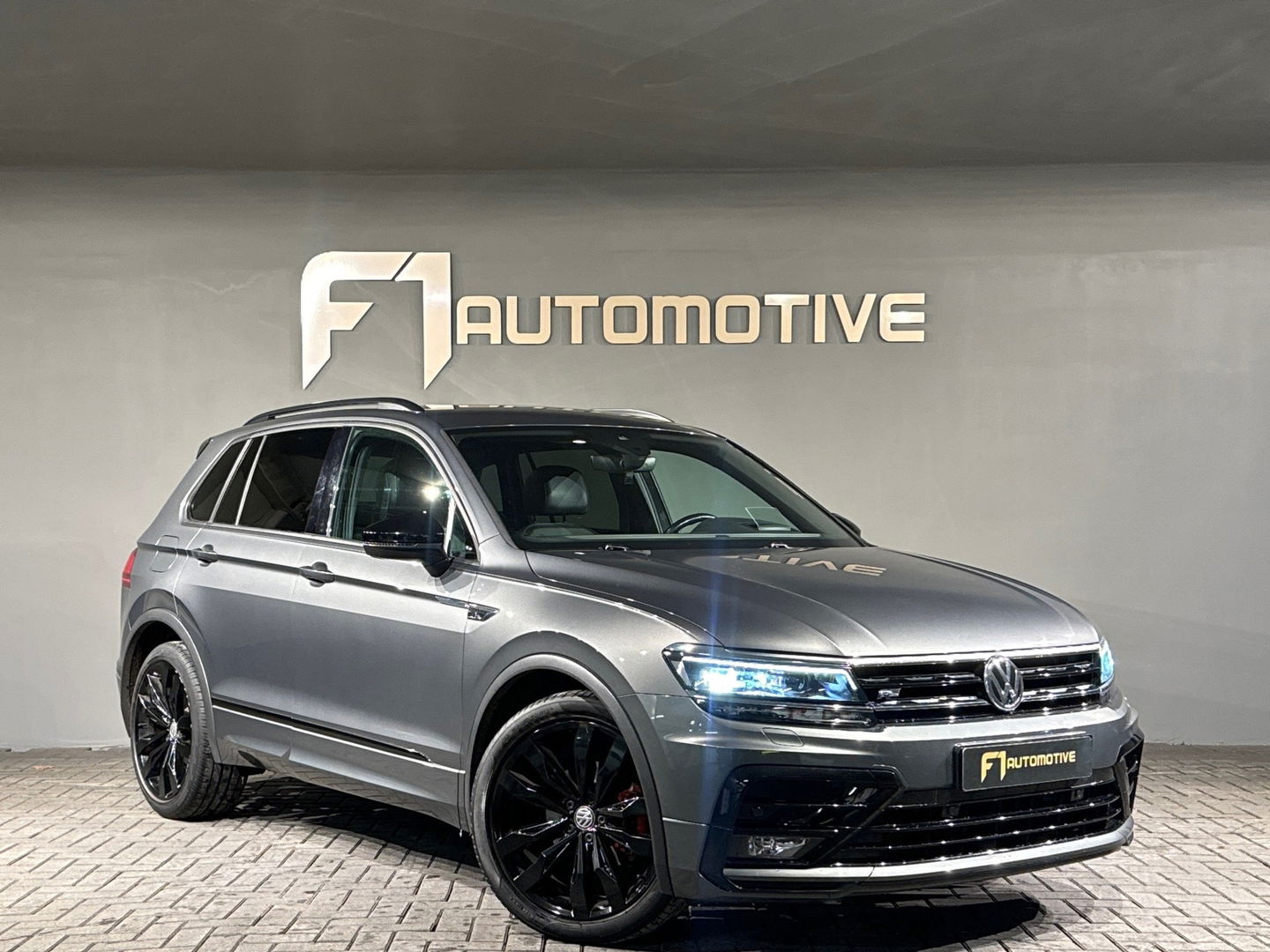 Volkswagen Tiguan 1.5 TSI ACT Business 3X R Line ACC|Head Up