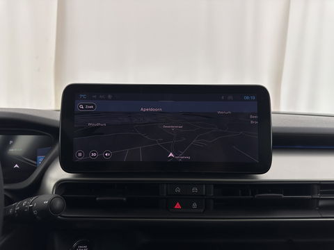 Jeep Avenger Summit 54 kWh [ 3-Fase ] {SOH-95%} (INCL-BTW) *LEATHER-MICROFIBRE | FULL-LED | ADAPTIVE-CRUISE | BLIND-SPOT | CAMERA | DIGI-COCKPIT | NAVI-FULLMAP | HEATED-COMFORTSEATS | ECC | CCS-FASTLOADER |  PDC | CARPLAY | CRUISE | 18''AL