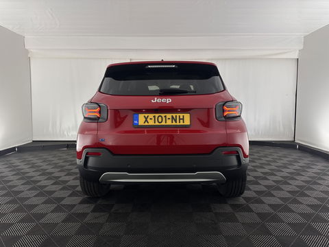 Jeep Avenger Summit 54 kWh [ 3-Fase ] {SOH-95%} (INCL-BTW) *LEATHER-MICROFIBRE | FULL-LED | ADAPTIVE-CRUISE | BLIND-SPOT | CAMERA | DIGI-COCKPIT | NAVI-FULLMAP | HEATED-COMFORTSEATS | ECC | CCS-FASTLOADER |  PDC | CARPLAY | CRUISE | 18''AL