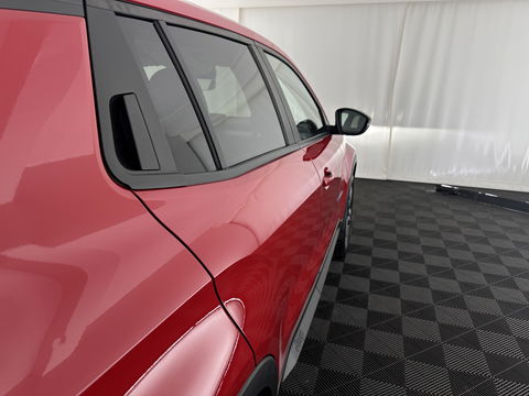 Jeep Avenger Summit 54 kWh [ 3-Fase ] {SOH-95%} (INCL-BTW) *LEATHER-MICROFIBRE | FULL-LED | ADAPTIVE-CRUISE | BLIND-SPOT | CAMERA | DIGI-COCKPIT | NAVI-FULLMAP | HEATED-COMFORTSEATS | ECC | CCS-FASTLOADER |  PDC | CARPLAY | CRUISE | 18''AL