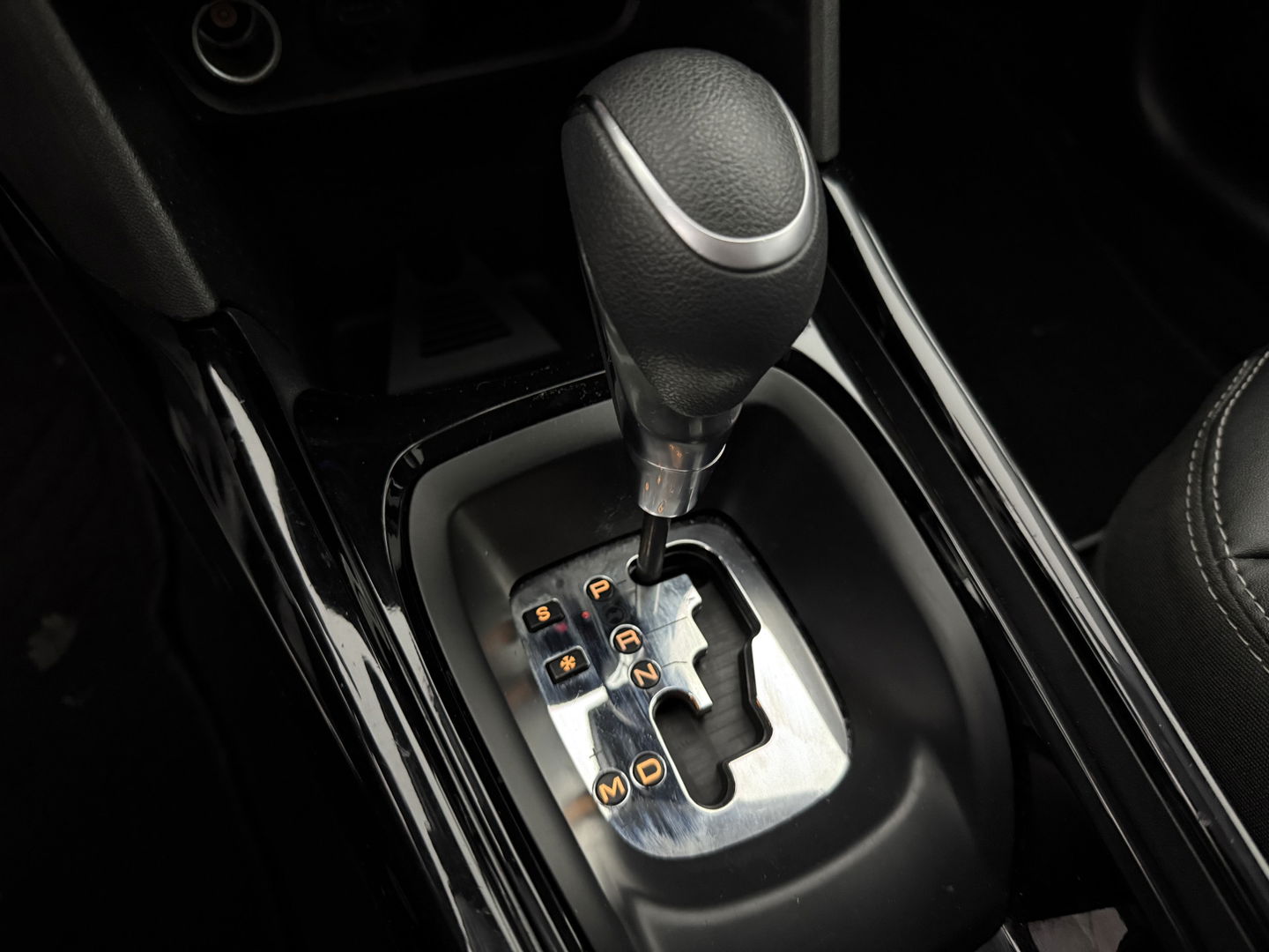 Peugeot 2008 1.2 PureTech Allure | Clima | Cruise | Carplay | Trekh. | Navi | Parkeersens.