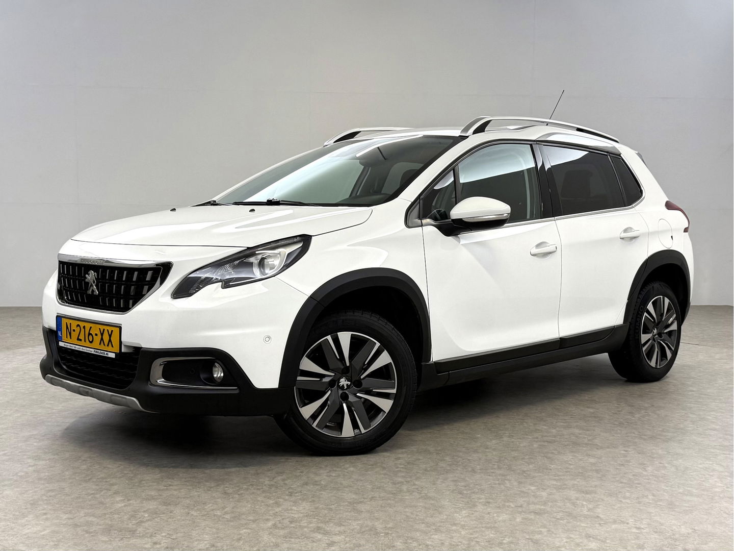 Peugeot 2008 1.2 PureTech Allure | Clima | Cruise | Carplay | Trekh. | Navi | Parkeersens.
