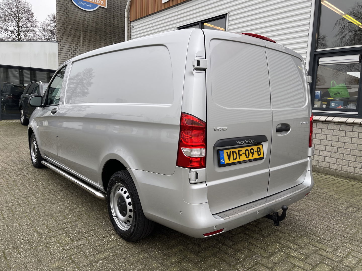 Mercedes-Benz Vito 114 CDI Lang L2H1 automaat / vaste prijs rijklaar € 24.950 ex btw / bpm vrij / lease vanaf € 439 / airco / cruise / navi / camera / pdc / stoelverwarming / led koplampen !