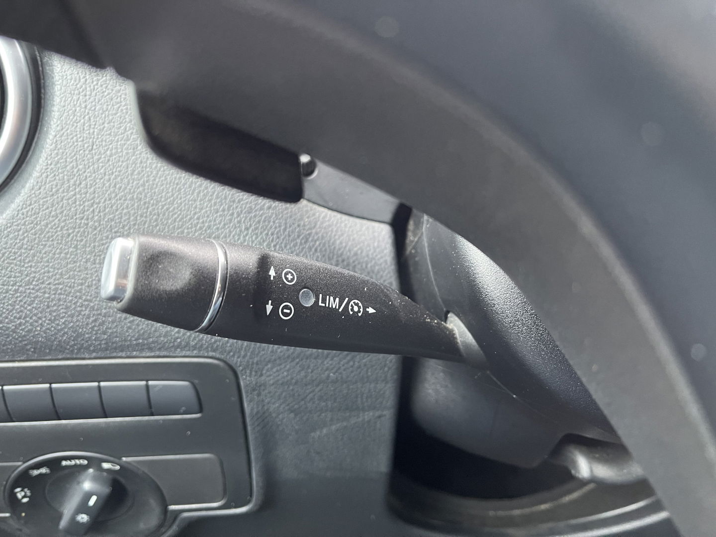 Mercedes-Benz Vito 114 CDI Lang L2H1 automaat / vaste prijs rijklaar € 24.950 ex btw / bpm vrij / lease vanaf € 439 / airco / cruise / navi / camera / pdc / stoelverwarming / led koplampen !