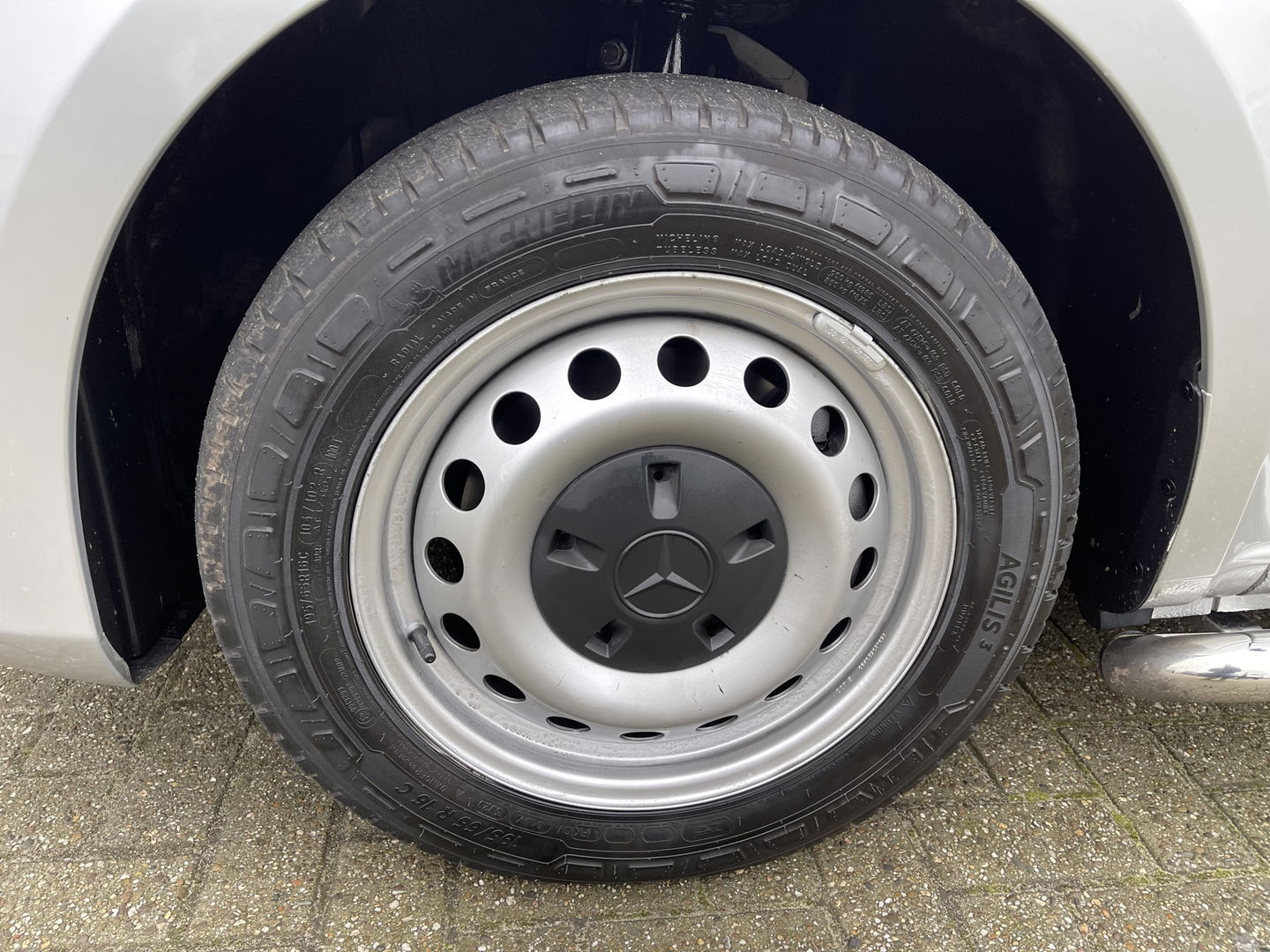 Mercedes-Benz Vito 114 CDI Lang L2H1 automaat / vaste prijs rijklaar € 24.950 ex btw / bpm vrij / lease vanaf € 439 / airco / cruise / navi / camera / pdc / stoelverwarming / led koplampen !