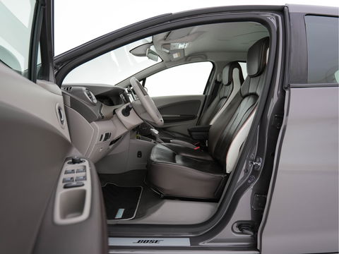 Renault ZOE R90 Bose 41 kWh (Inclusive-Battery) [ 3-Fase ] {SOH-85%} Aut.*LUXURY-LEATHER | BOSE-AUDIO | NAVI-FULLMAP | FULL-LED | DIGI-COCKPIT | CRUISE | ECC | PDC | PRIVACY-GLASS | HEATED-COMFORTSEATS | 16"ALU*
