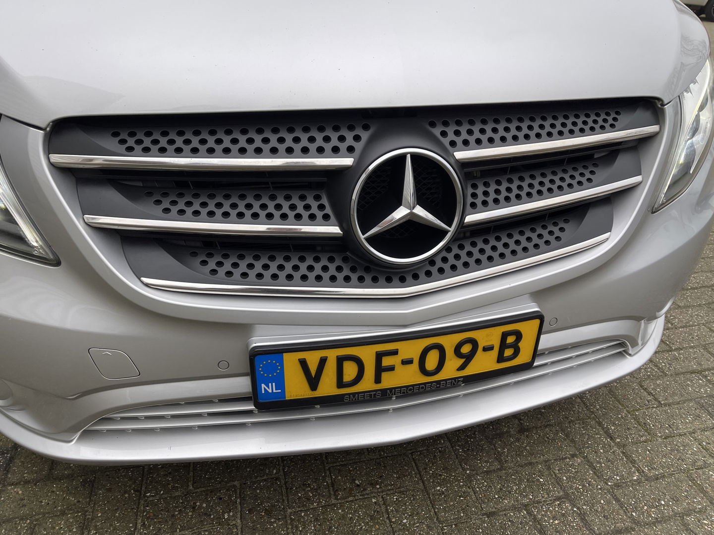 Mercedes-Benz Vito 114 CDI Lang L2H1 automaat / vaste prijs rijklaar € 24.950 ex btw / bpm vrij / lease vanaf € 439 / airco / cruise / navi / camera / pdc / stoelverwarming / led koplampen !