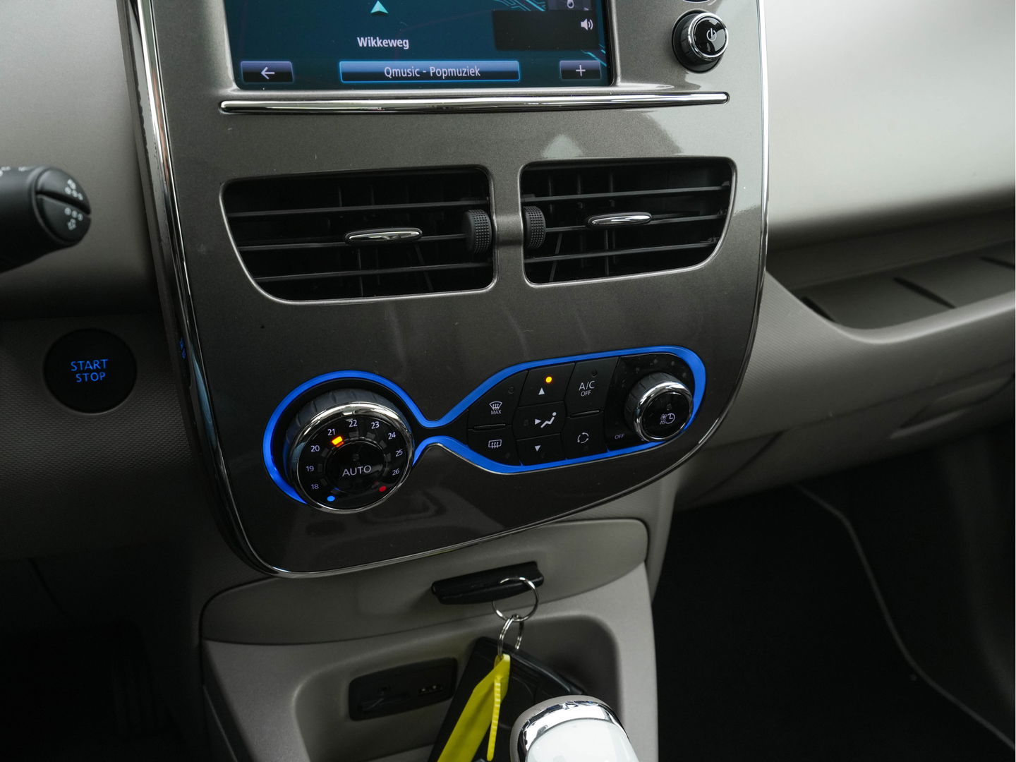 Renault ZOE R90 Bose 41 kWh (Inclusive-Battery) [ 3-Fase ] {SOH-85%} Aut.*LUXURY-LEATHER | BOSE-AUDIO | NAVI-FULLMAP | FULL-LED | DIGI-COCKPIT | CRUISE | ECC | PDC | PRIVACY-GLASS | HEATED-COMFORTSEATS | 16"ALU*