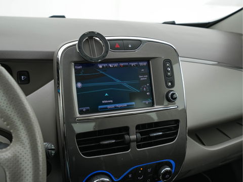 Renault ZOE R90 Bose 41 kWh (Inclusive-Battery) [ 3-Fase ] {SOH-85%} Aut.*LUXURY-LEATHER | BOSE-AUDIO | NAVI-FULLMAP | FULL-LED | DIGI-COCKPIT | CRUISE | ECC | PDC | PRIVACY-GLASS | HEATED-COMFORTSEATS | 16"ALU*