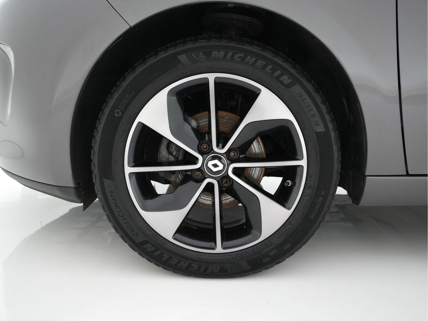 Renault ZOE R90 Bose 41 kWh (Inclusive-Battery) [ 3-Fase ] {SOH-85%} Aut.*LUXURY-LEATHER | BOSE-AUDIO | NAVI-FULLMAP | FULL-LED | DIGI-COCKPIT | CRUISE | ECC | PDC | PRIVACY-GLASS | HEATED-COMFORTSEATS | 16"ALU*