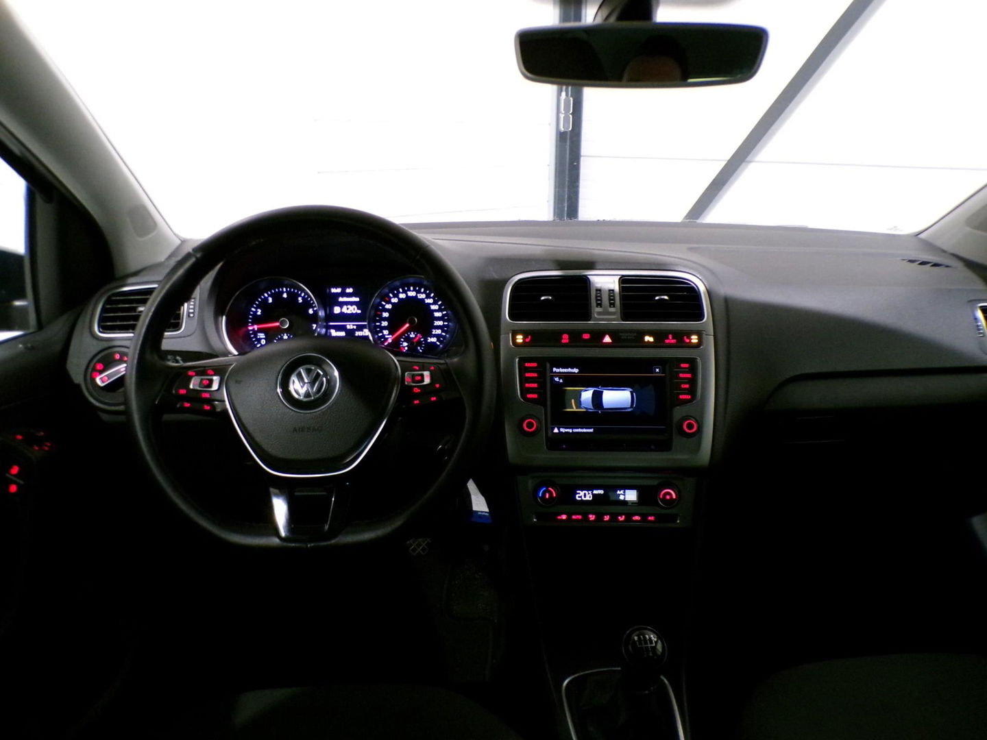 Volkswagen Polo 1.0 TSI 95PK Edition "Origineel NL!" Xenon-LED Adaptive-cruise Stoelverwarming Parkeersensoren 17"Velgen 4-Season