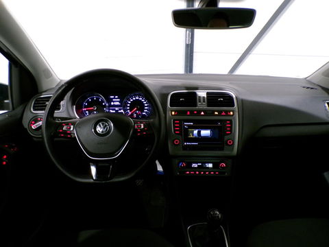 Volkswagen Polo 1.0 TSI 95PK Edition "Origineel NL!" Xenon-LED Adaptive-cruise Stoelverwarming Parkeersensoren 17"Velgen 4-Season