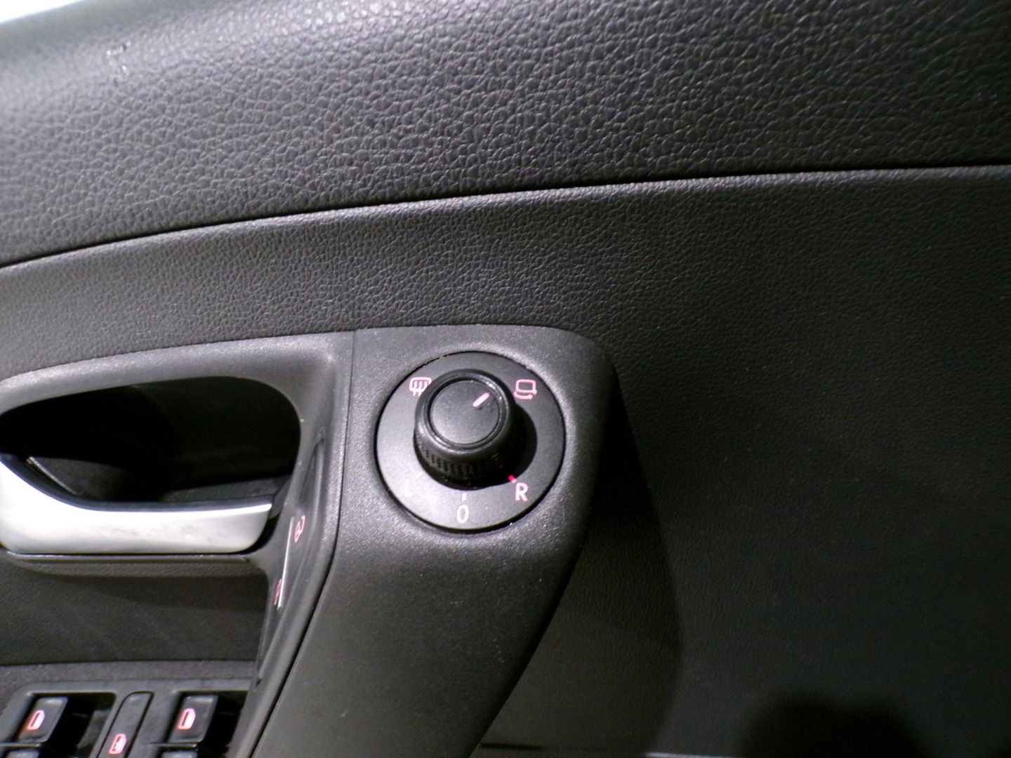 Volkswagen Polo 1.0 TSI 95PK Edition "Origineel NL!" Xenon-LED Adaptive-cruise Stoelverwarming Parkeersensoren 17"Velgen 4-Season