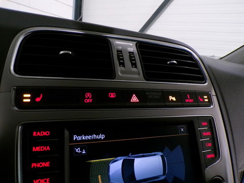 Volkswagen Polo 1.0 TSI 95PK Edition "Origineel NL!" Xenon-LED Adaptive-cruise Stoelverwarming Parkeersensoren 17"Velgen 4-Season