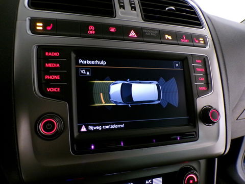 Volkswagen Polo 1.0 TSI 95PK Edition "Origineel NL!" Xenon-LED Adaptive-cruise Stoelverwarming Parkeersensoren 17"Velgen 4-Season