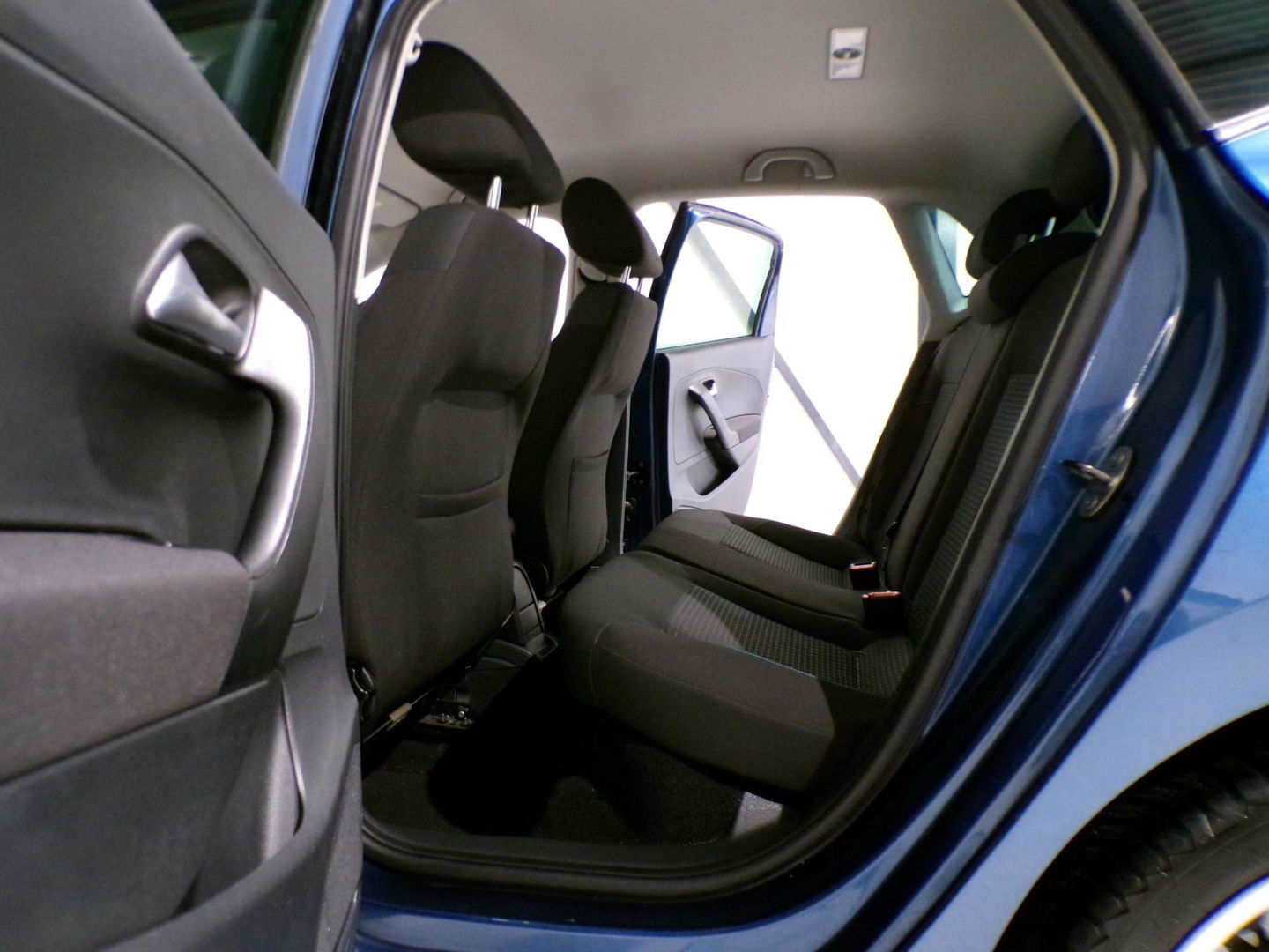 Volkswagen Polo 1.0 TSI 95PK Edition "Origineel NL!" Xenon-LED Adaptive-cruise Stoelverwarming Parkeersensoren 17"Velgen 4-Season