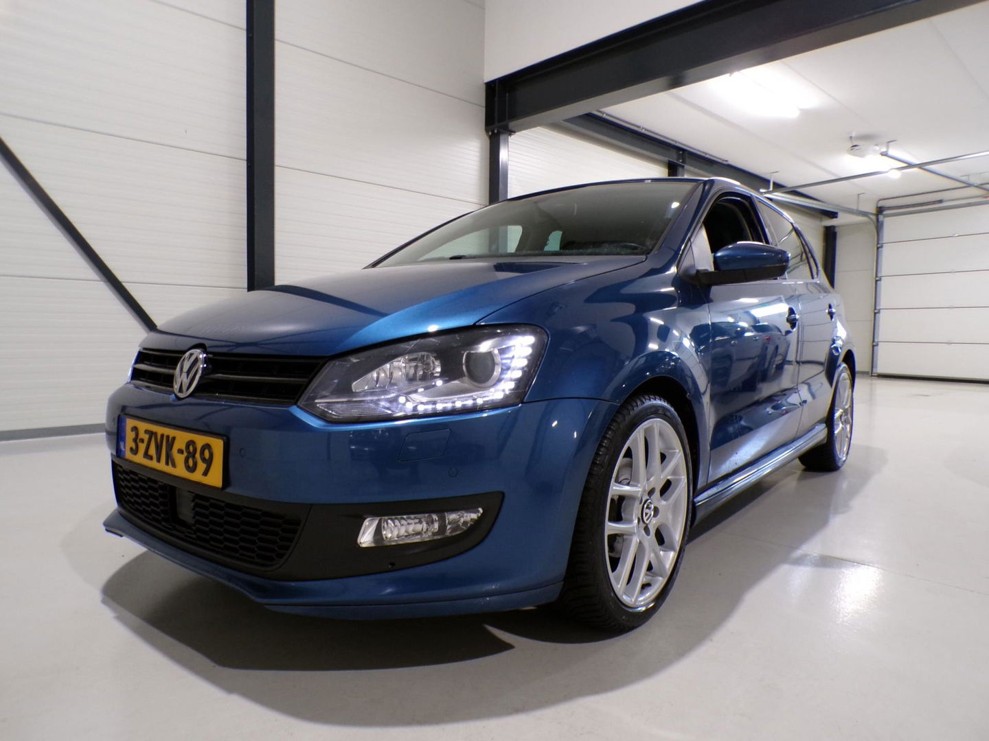 Volkswagen Polo 1.0 TSI 95PK Edition "Origineel NL!" Xenon-LED Adaptive-cruise Stoelverwarming Parkeersensoren 17"Velgen 4-Season