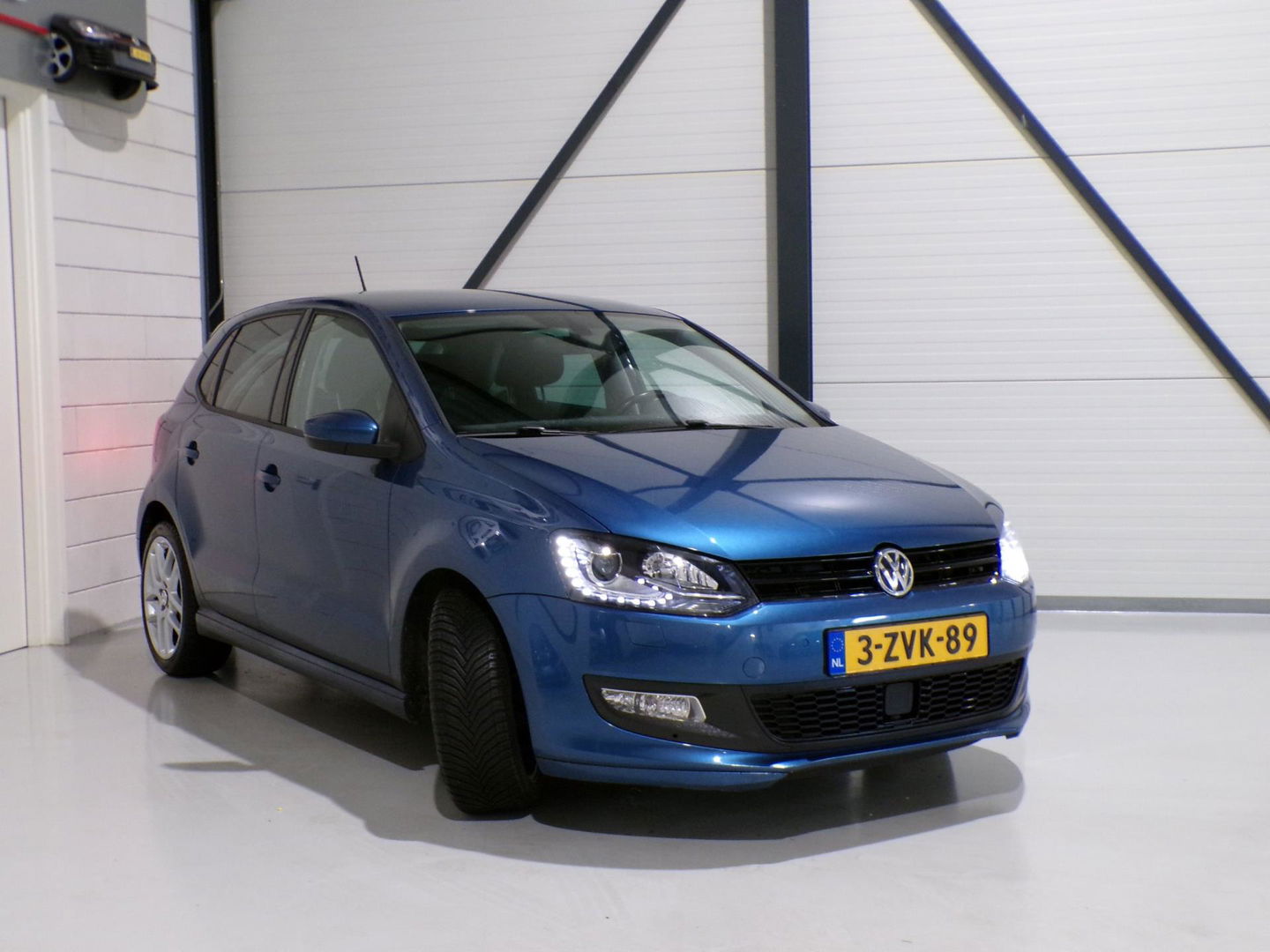 Volkswagen Polo 1.0 TSI 95PK Edition "Origineel NL!" Xenon-LED Adaptive-cruise Stoelverwarming Parkeersensoren 17"Velgen 4-Season