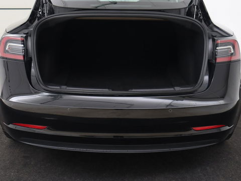 Tesla Model 3 Long Range AWD 75kWh | Panoramadak | Autopilot | Leder | Stoelverwarming | Full LED | Navigatie | Keyless | 18'' | Camera