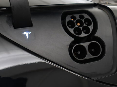 Tesla Model 3 Long Range AWD 75kWh | Panoramadak | Autopilot | Leder | Stoelverwarming | Full LED | Navigatie | Keyless | 18'' | Camera