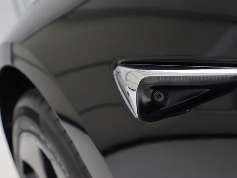Tesla Model 3 Long Range AWD 75kWh | Panoramadak | Autopilot | Leder | Stoelverwarming | Full LED | Navigatie | Keyless | 18'' | Camera