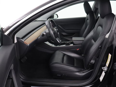Tesla Model 3 Long Range AWD 75kWh | Panoramadak | Autopilot | Leder | Stoelverwarming | Full LED | Navigatie | Keyless | 18'' | Camera