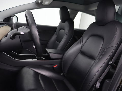 Tesla Model 3 Long Range AWD 75kWh | Panoramadak | Autopilot | Leder | Stoelverwarming | Full LED | Navigatie | Keyless | 18'' | Camera